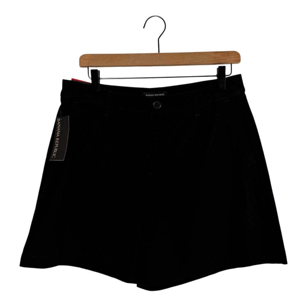 Banana Republic Black Shorts Size 8 NWT